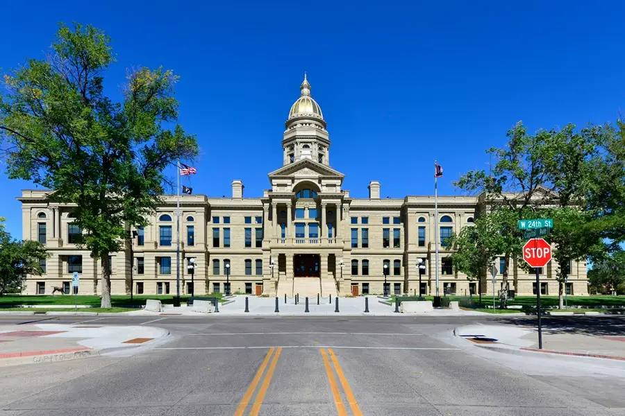 Best States for LLC for Non-Residents